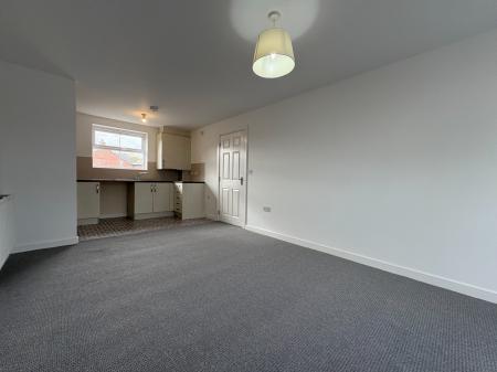 2 bedroom Flat to let in Park Lane, Telford, TF7