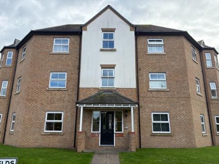 2 bedroom Flat to let in Park Lane, Telford, TF7
