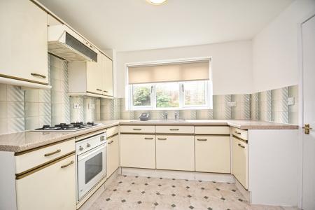 4 bedroom Detached house for sale in Firecrest Drive, Telford, TF1