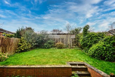 4 bedroom Detached house for sale in Firecrest Drive, Telford, TF1