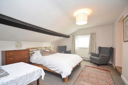 5 bedroom Detached house for sale in Main Road, Dorrington, SY5