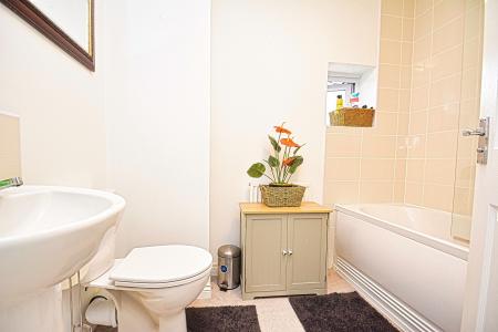 3 bedroom Detached house for sale in Plimmers Lane, Lawley, Telford, TF3