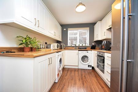 3 bedroom Detached house for sale in Plimmers Lane, Lawley, Telford, TF3