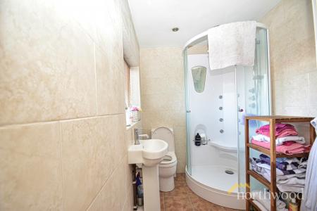 2 bedroom Flat for sale in Plough Road, Telford, TF1