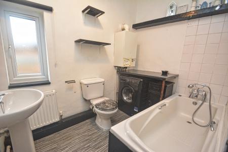 1 bedroom Terraced House for sale in Station Road, Madeley, TF7