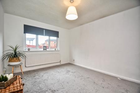 2 bedroom Semi-detached house for sale in Catterick Close, Leegomery, Telford, TF1