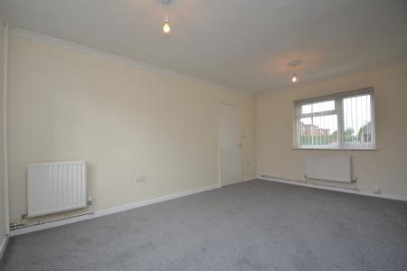 3 bedroom Terraced House to let in Baldwin Webb Avenue, Donnington, Telford, TF2
