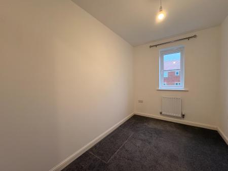 3 bedroom Semi-detached house to let in Pewitt Close, Shrewsbury, SY5