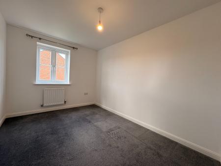 4 bedroom Detached house to let in Squinter Pip Way, Shrewsbury, SY5