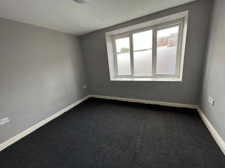 2 bedroom Flat to let in Market Street, Wellington, TF1