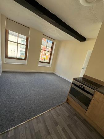 1 bedroom Flat to let in Broad Street, Ross-on-Wye, HR9