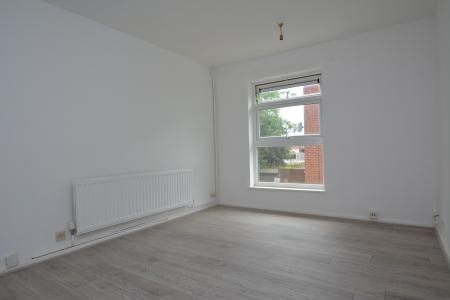 2 bedroom Maisonette to let in Beaconsfield, Telford, TF3