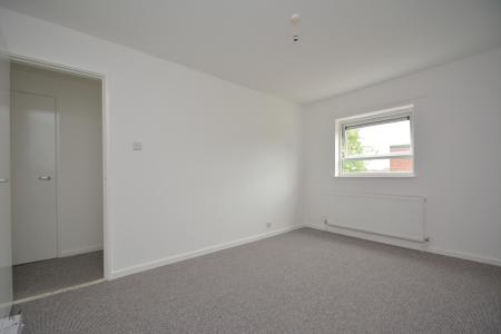 2 bedroom Maisonette to let in Beaconsfield, Telford, TF3