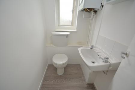 2 bedroom Maisonette to let in Beaconsfield, Telford, TF3