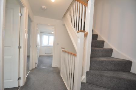4 bedroom Detached house to let in Pewitt Close, Shrewsbury, SY5