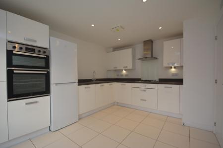 4 bedroom Detached house to let in Pewitt Close, Shrewsbury, SY5
