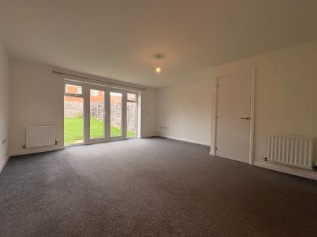 3 bedroom Semi-detached house to let in Pewit Close, Shrewsbury, SY5