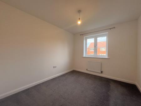 3 bedroom Semi-detached house to let in Pewit Close, Shrewsbury, SY5