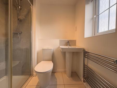 3 bedroom Semi-detached house to let in Pewit Close, Shrewsbury, SY5