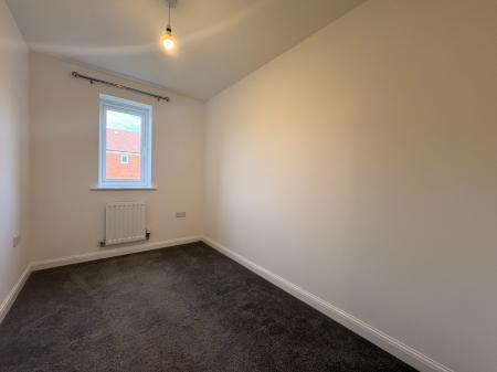 3 bedroom Semi-detached house to let in Pewit Close, Shrewsbury, SY5