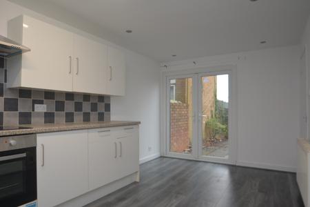 3 bedroom Semi-detached house to let in Stonedale, Sutton Hill, Telford, TF7