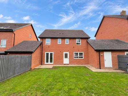 4 bedroom Detached house to let in Rees Way, Lawley, Telford, TF4