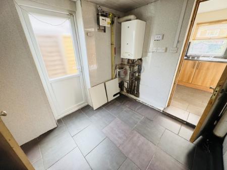 3 bedroom Semi-detached house for sale in Haslucks Green Road, Shirley, Solihull, B90