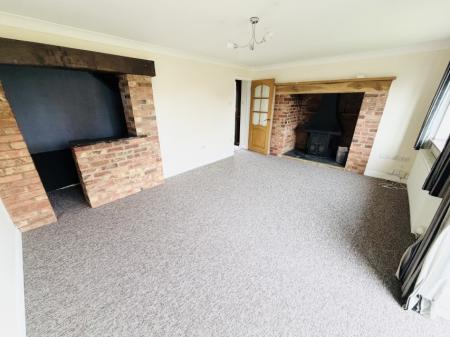 3 bedroom Link detached house to let in Rainsbrook Drive, Monkspath, Solihull, B90
