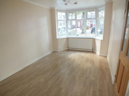 3 bedroom Semi-detached house to let in Cateswell Road, Birmingham, B11