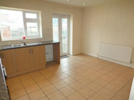3 bedroom Semi-detached house to let in Cateswell Road, Birmingham, B11