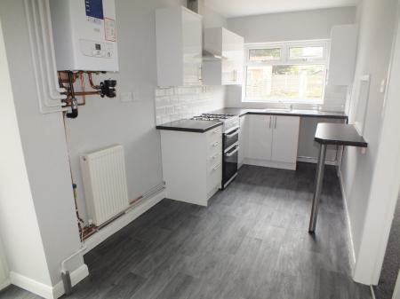 3 bedroom Semi-detached house to let in Runnymede Road, Birmingham, B11