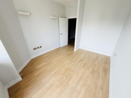 2 bedroom Apartment to let in Union Road, Solihull, B91