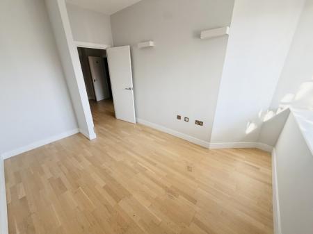 2 bedroom Apartment to let in Union Road, Solihull, B91