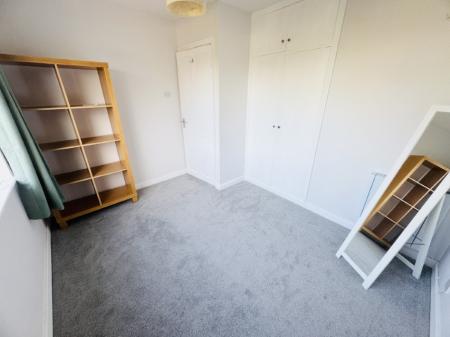 2 bedroom Apartment to let in Kingslea Road, Solihull, B91