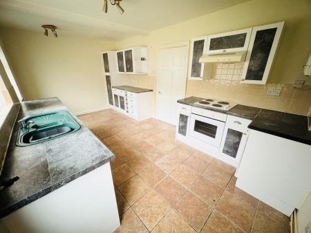 2 bedroom Terraced House to let in Chisholm Grove, Acocks Green, Birmingham, B27