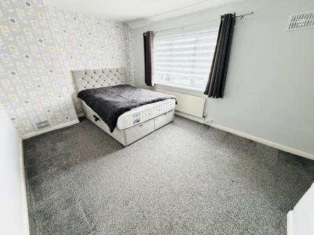 2 bedroom Terraced House to let in Chisholm Grove, Acocks Green, Birmingham, B27