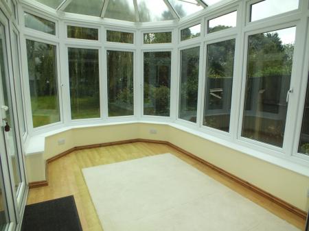 4 bedroom Detached house to let in Buryfield Road, Solihull, B91