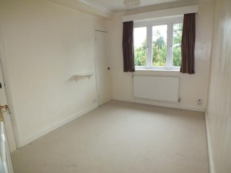 4 bedroom Detached house to let in Buryfield Road, Solihull, B91