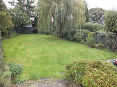 4 bedroom Detached house to let in Buryfield Road, Solihull, B91