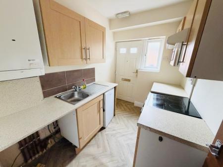 1 bedroom Flat to let in Silver Street, Kings Heath, Birmingham, B14
