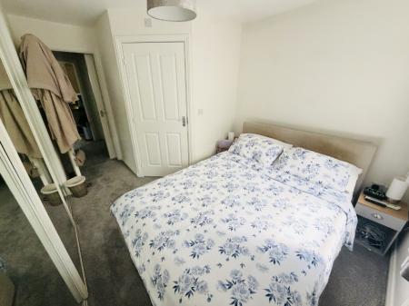2 bedroom Flat to let in Starley Court, Acocks Green, Birmingham, B27