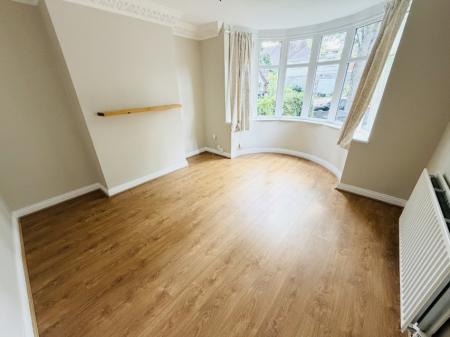 3 bedroom Semi-detached house to let in School Road, Hall Green, Birmingham, B28