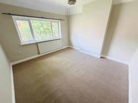3 bedroom Semi-detached house to let in School Road, Hall Green, Birmingham, B28