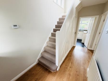 3 bedroom Semi-detached house to let in School Road, Hall Green, Birmingham, B28