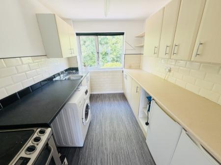 2 bedroom Maisonette to let in Nethercote Gardens, Shirley, Solihull, B90
