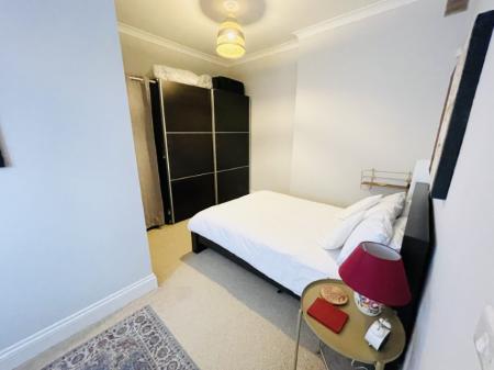 1 bedroom Flat to let in Kineton Green Road, Solihull, B92