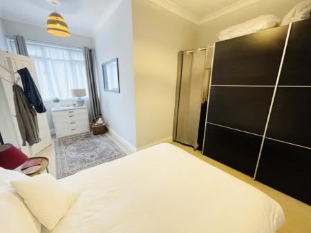 1 bedroom Flat to let in Kineton Green Road, Solihull, B92