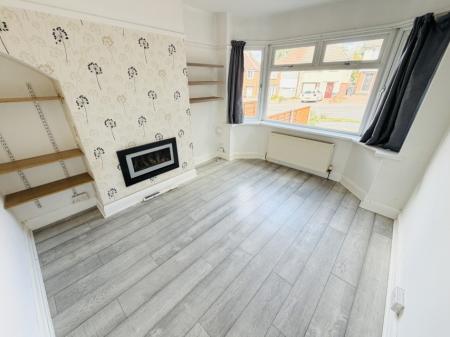 3 bedroom Semi-detached house to let in Woolacombe Lodge Road, Selly Oak, Birmingham, B29