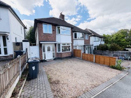 3 bedroom Semi-detached house to let in Woolacombe Lodge Road, Selly Oak, Birmingham, B29
