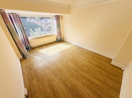 3 bedroom Semi-detached house to let in Woolacombe Lodge Road, Selly Oak, Birmingham, B29